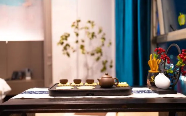 Wanzai County Lotus Hotel