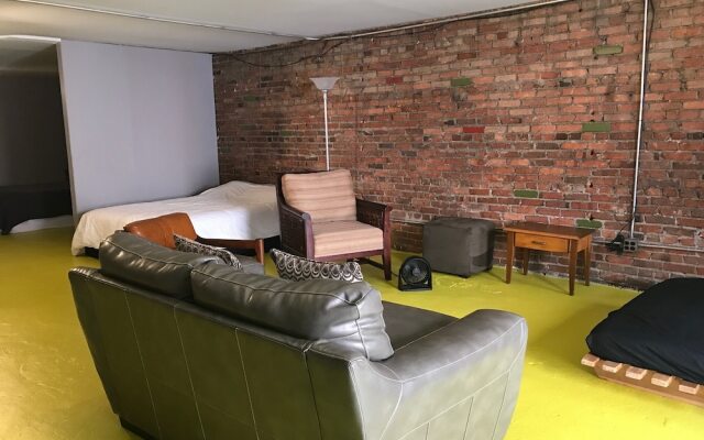 Handsome Chic Loft