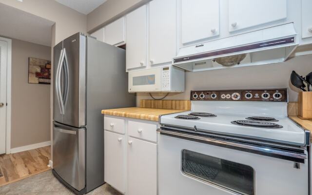 Moorings 71-72 by Vtrips