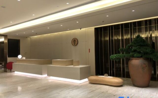 JI Hotel Shanghai Hongqiao National Exhibition and Convention Centre Huaxiang Road