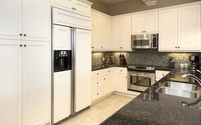 N Kaniku Unit 2002 - 3 Br Townhouse