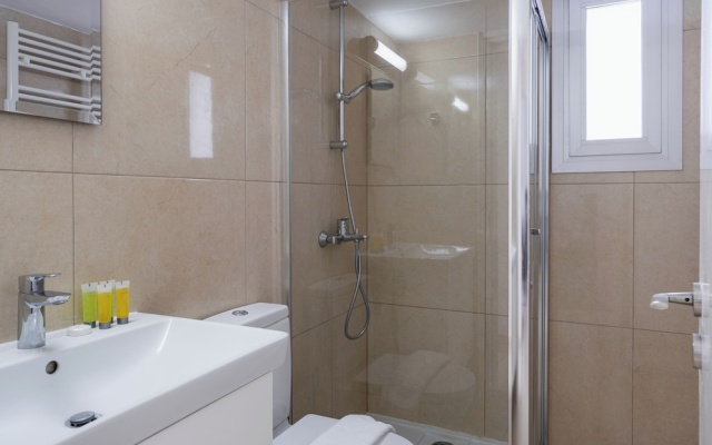 Classy 2BR Cafe Suite Strovolos