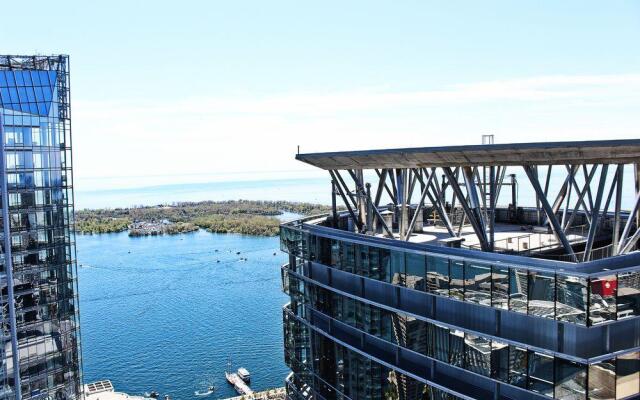 Lavish Suites - Luxury One Bedroom Condo