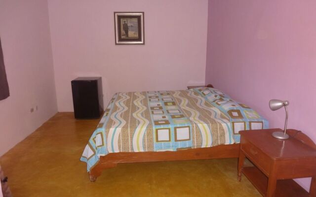 Gipsy Ranch Rooms - Hostel