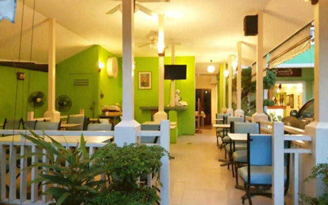 Sawasdee Sukhumvit Inn