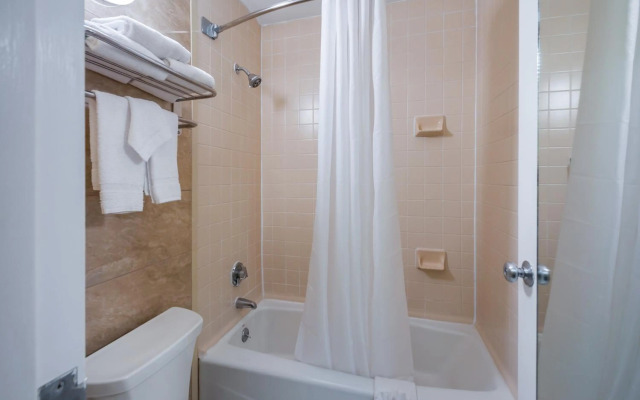 Quality Inn Fredericksburg, Central Park Area