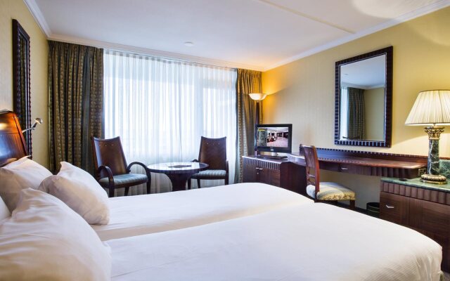 Beach Hotel
