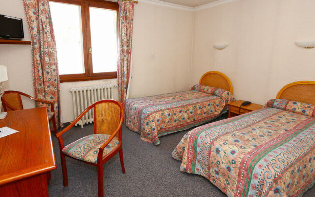 Chez Maurice Cevennes