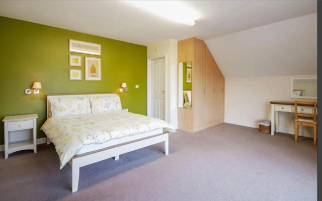 Whitton Lodge Guest House