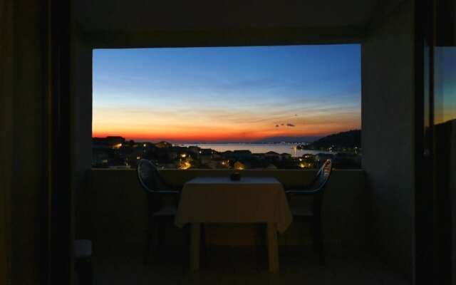 Novis - Close to the sea - A6 Isabell