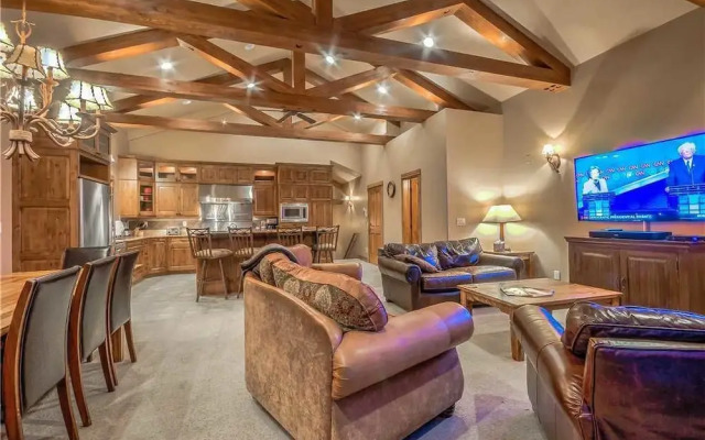 Soaring Eagle Chalet