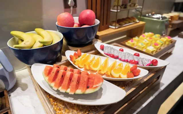 WorldHotel Quancheng Sqr Kuanholi Branch