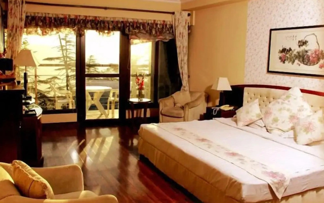 East Bourne Resort