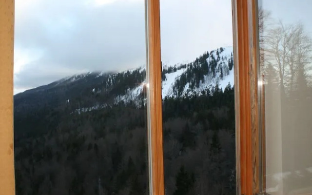 Bat Hotel Bistrica