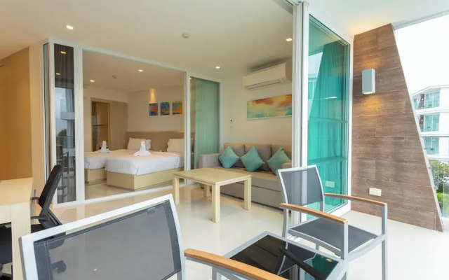 Sea View Beach Dinning Beach Front c113