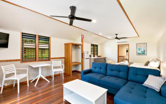 Holiday Home 3 Bedrooms 1 Bathroom - Mission Beach