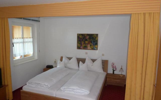 Appartement-Hotel Blumenhof