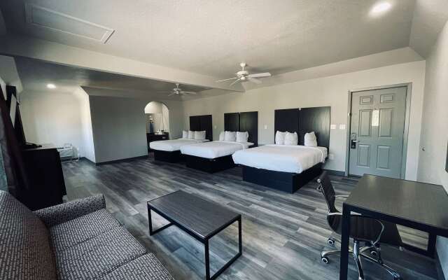 Days Inn by Wyndham Dickinson TX