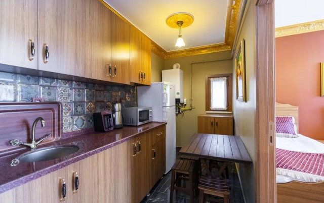 Ottoman Design Suites