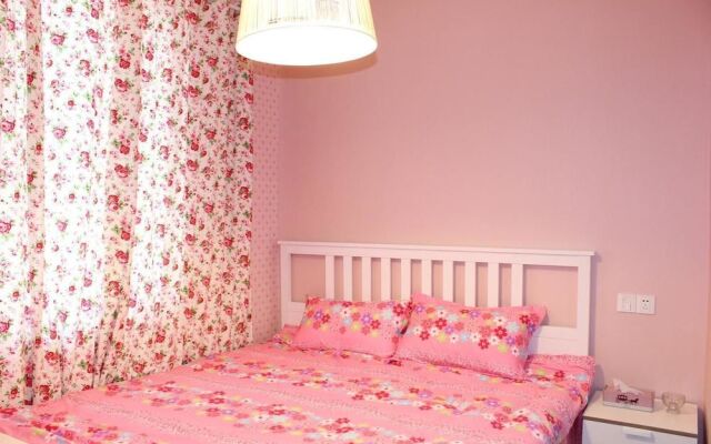 Romantic Town Theme Inn