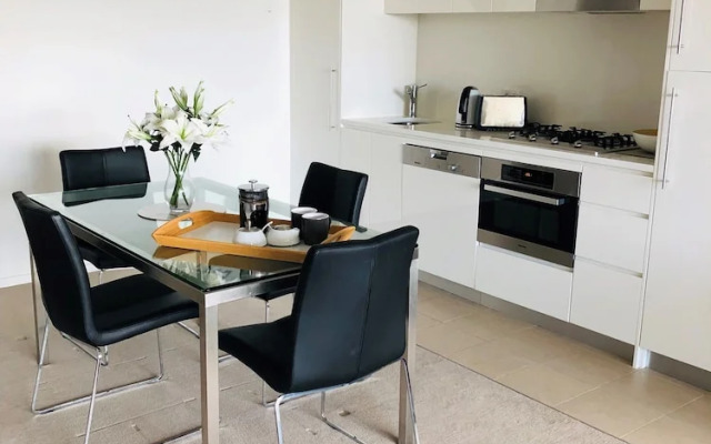 Wyndel Apartments - The Mint