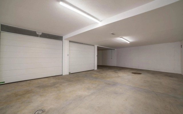 City-apartment Flora