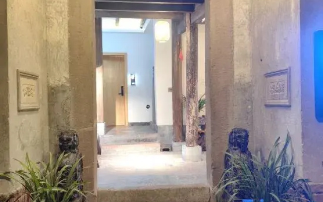 Lanxin Homestay(No.18, shi jia Lane)