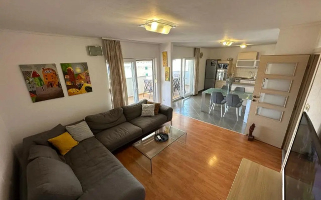 Apartment Mika