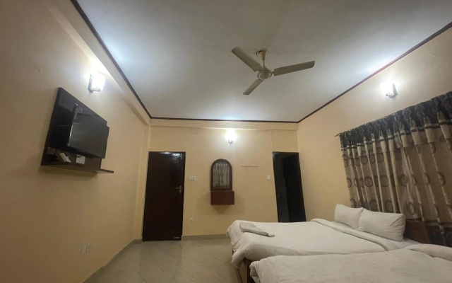 Hotel Peace Ganga Inn