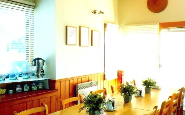 Cloud 9 Alpine Lodge