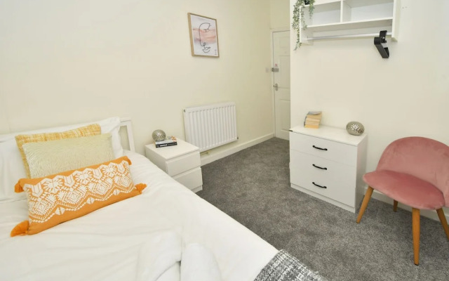 Townhouse @ Hall O Shaw Street Crewe