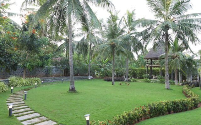 OYO 13820 Coco Retreat Farm