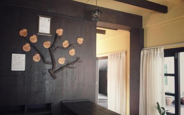 Hotel Granate Rouge