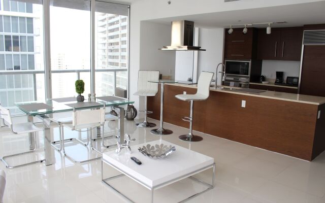 Icon Brickell Miami T-3