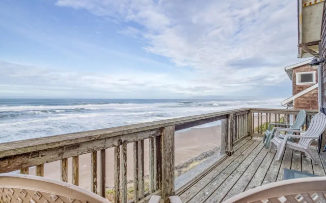 Waters Edge - Bella Beach