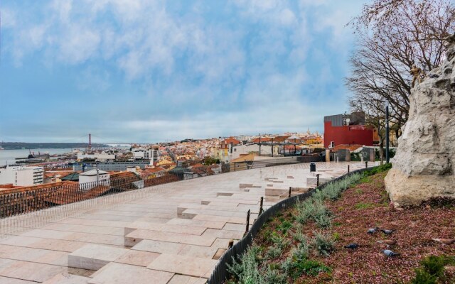 Santa Catarina Lisbon Stay