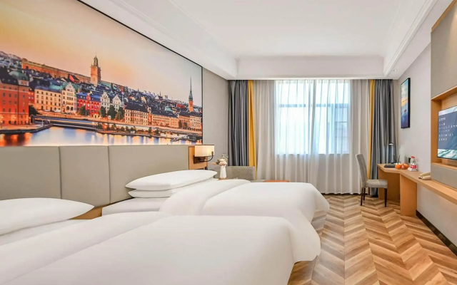 Vienna Classic Hotel (Anqing Yixiu District University Town)