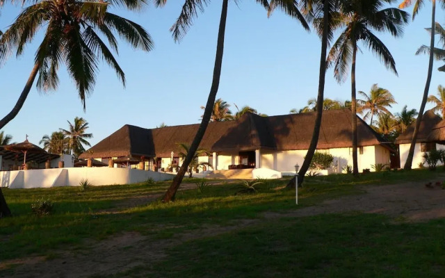 Blue Moon Beach Holiday Resort