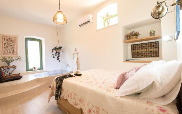 Mandarinies Boutique Residence