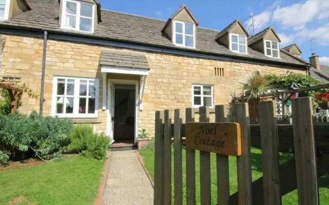 Noel Cottage