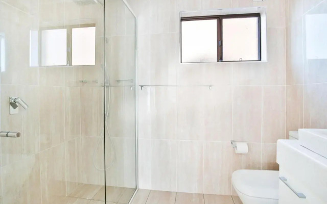 Watermans - Pet Friendly - 1 Min Walk to Beach