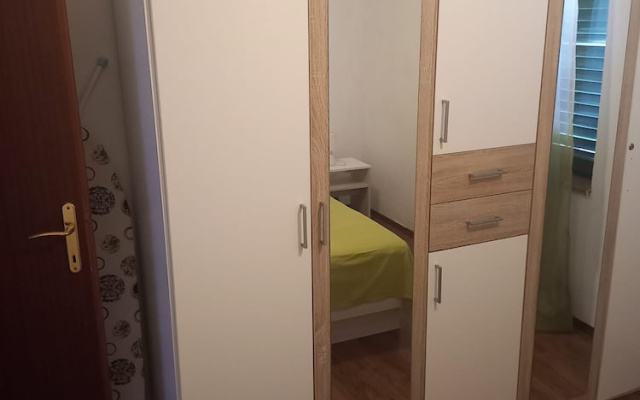 Apartment Escape