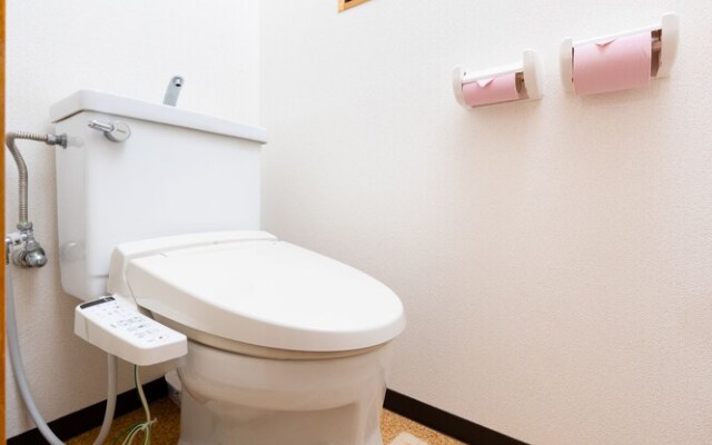 Yolee Guest House