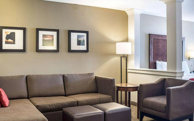 Comfort Suites Fargo Medical Center