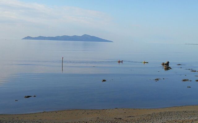 Kapiti Waves Beach Retreat