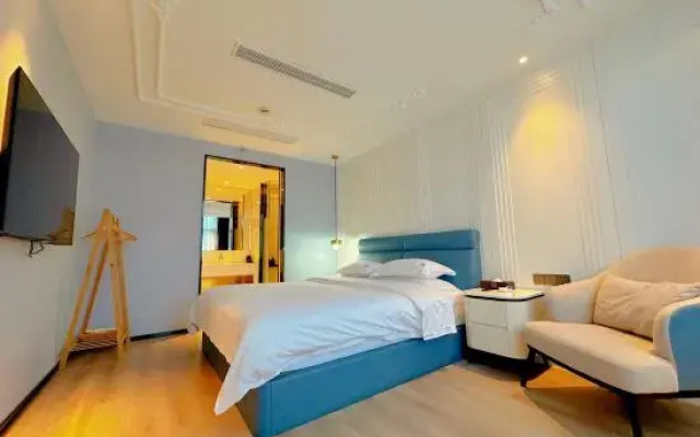 Longteng Hotel
