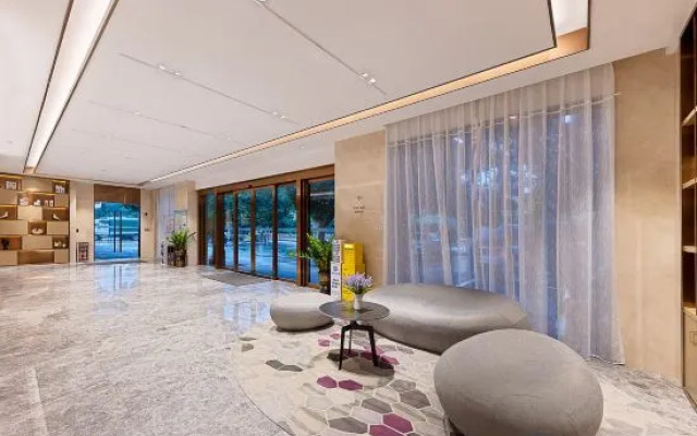 Lavande Hotel (Guangzhou Baiyun Railway Station)