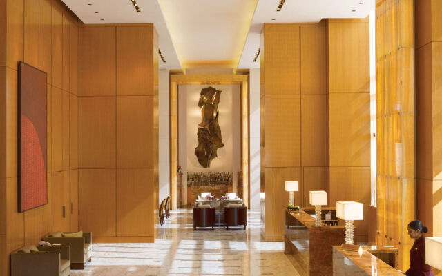 Отель Four Seasons Hotel Mumbai