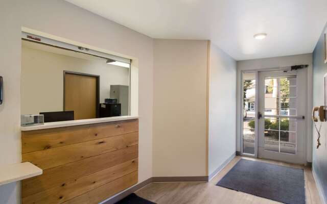 WoodSpring Suites Jacksonville East 295 Cruise Port