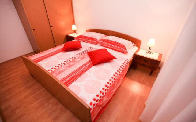 Apartments Anita Rogoznica